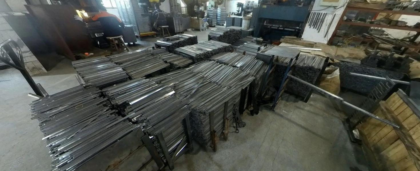 Dongyang Zequan Office Supplies Co., Ltd. productielijn van de fabrikant